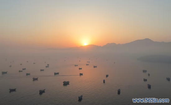 霍尔木兹海峡航运规复常态恐需数周，以致数月之久